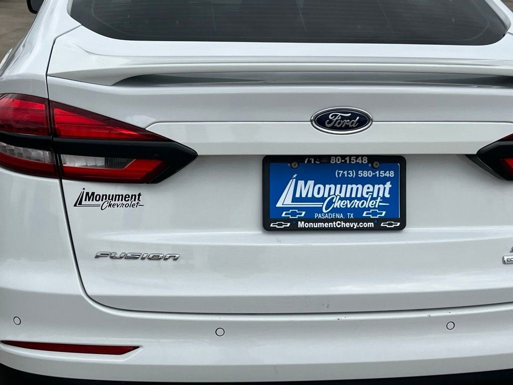 2020 Ford Fusion SE