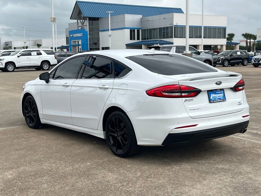 2020 Ford Fusion SE