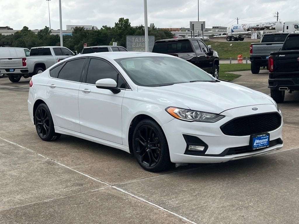 2020 Ford Fusion SE