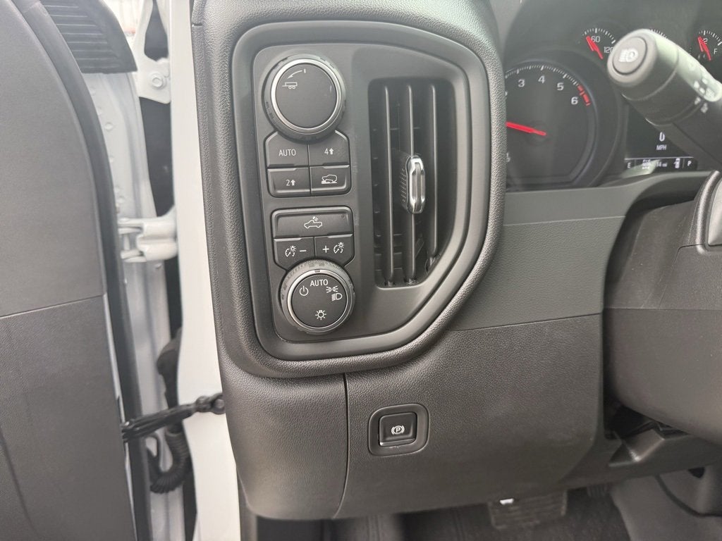 2025 Chevrolet Silverado 1500 WT