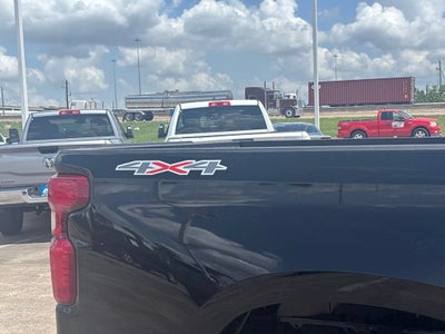 2023 Chevrolet Silverado 1500 LT (2FL)