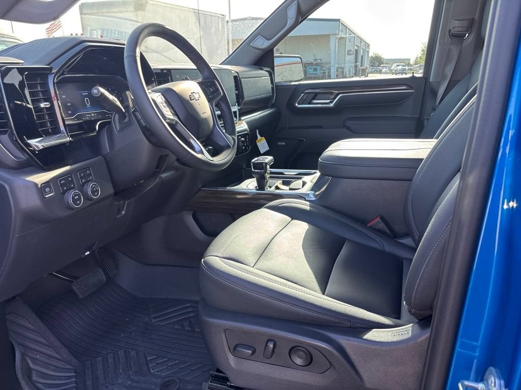 2023 Chevrolet Silverado 1500 LT Trail Boss