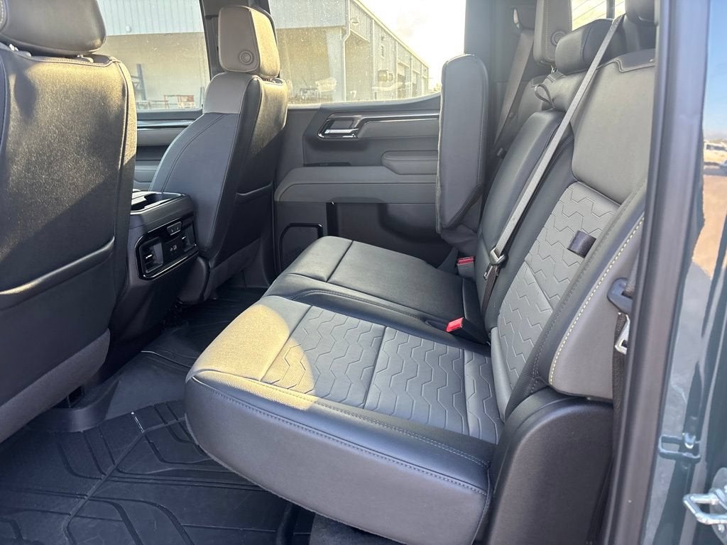 2025 Chevrolet Silverado 1500 ZR2