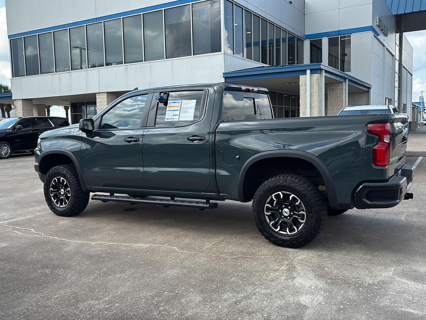2025 Chevrolet Silverado 1500 ZR2