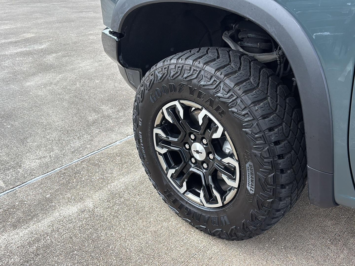 2025 Chevrolet Silverado 1500 ZR2