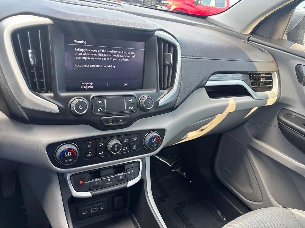 2023 GMC Terrain SLT