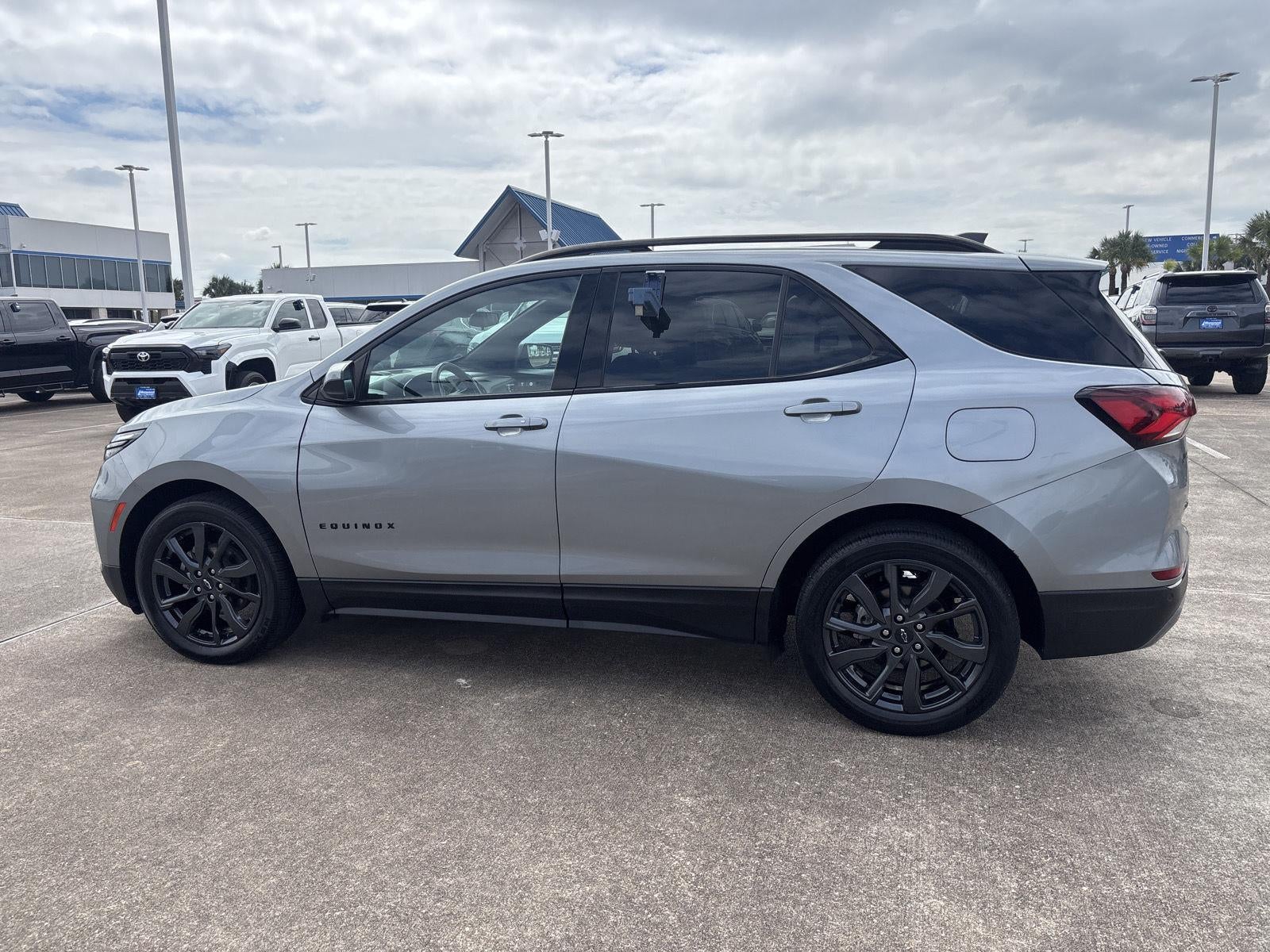 2023 Chevrolet Equinox RS
