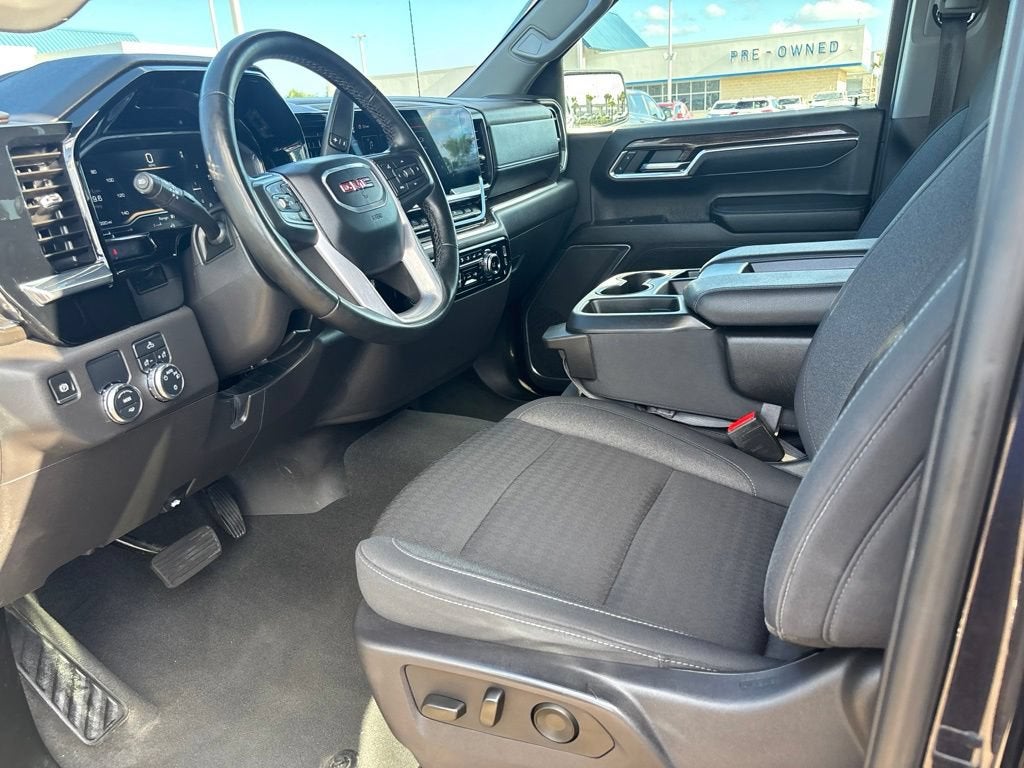 2024 GMC Sierra 1500 SLE