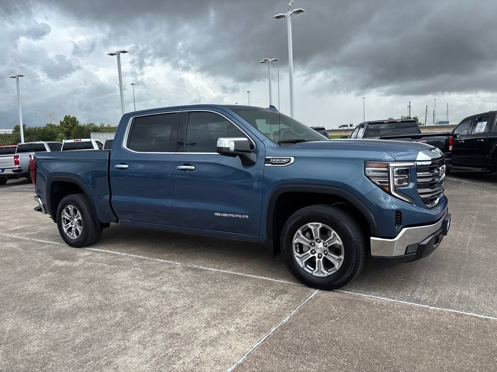 2024 GMC Sierra 1500 SLT