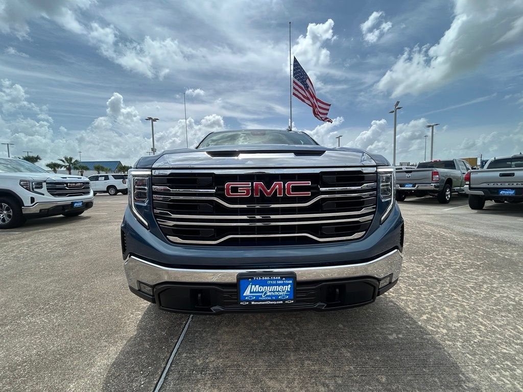 2024 GMC Sierra 1500 SLT