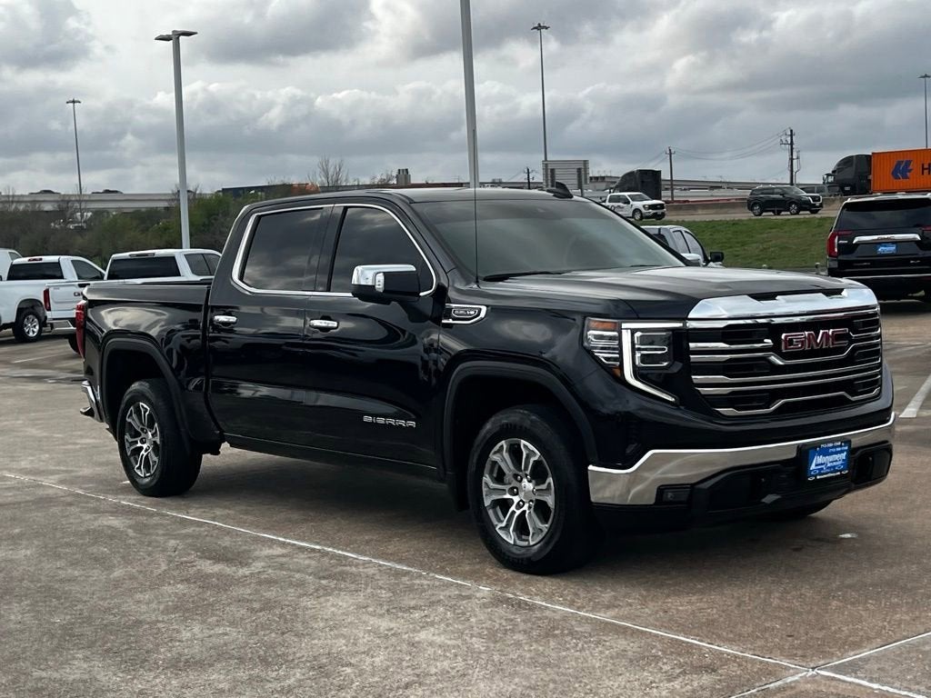2024 GMC Sierra 1500 SLT