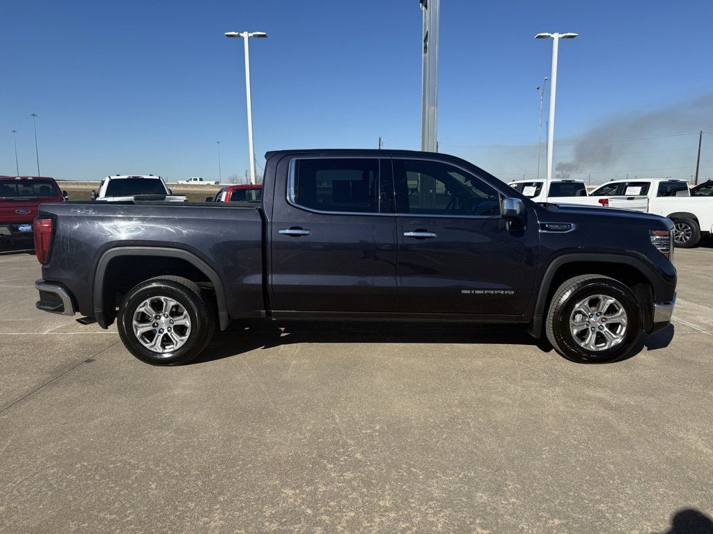 2024 GMC Sierra 1500 SLT