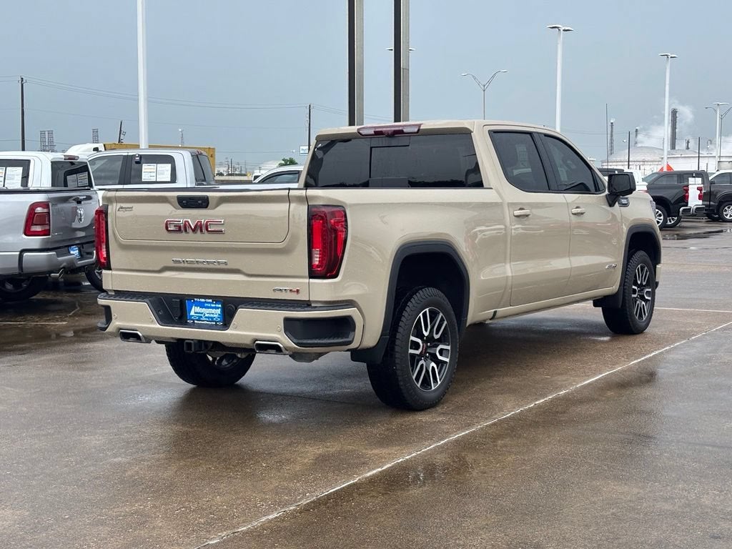 2023 GMC Sierra 1500 AT4