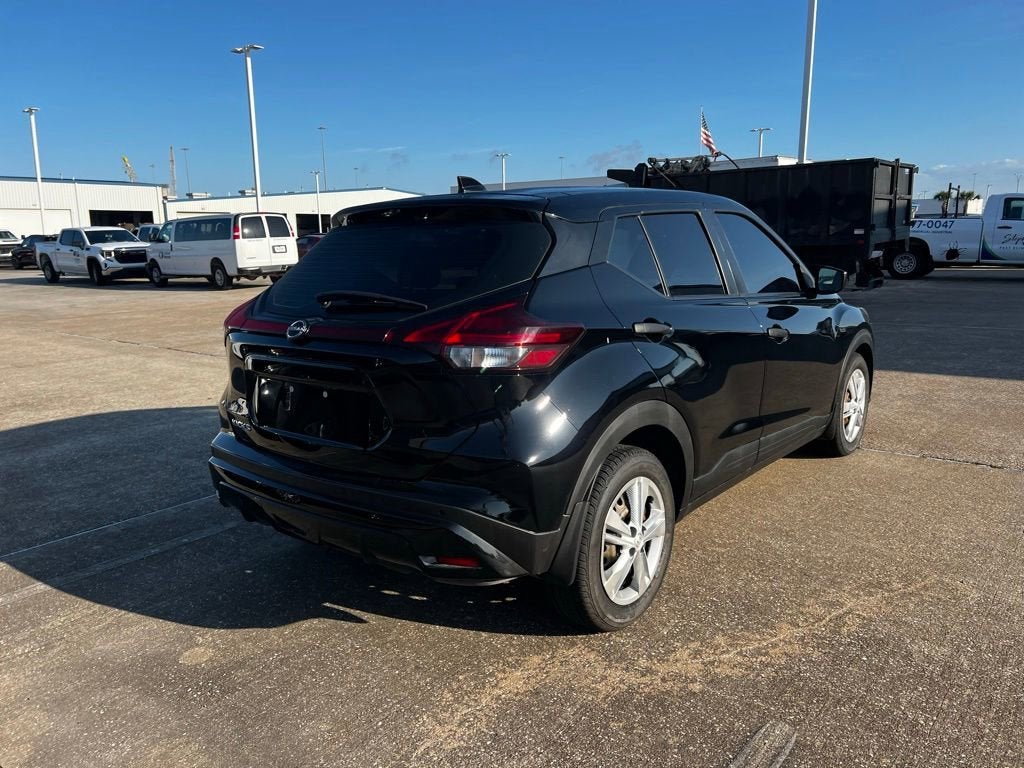 2024 Nissan Kicks S
