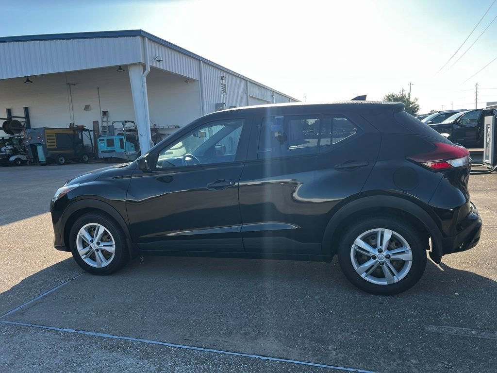 2024 Nissan Kicks S