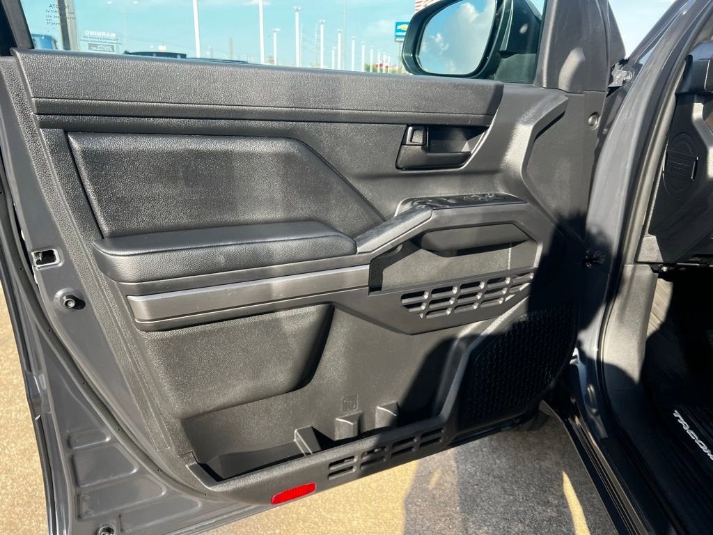 2024 Toyota Tacoma 2WD SR5