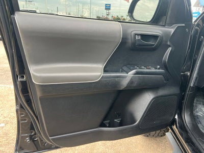 2022 Toyota Tacoma 2WD SR
