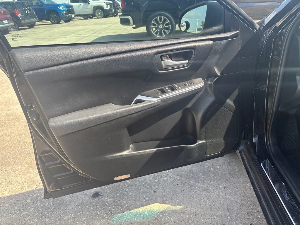 2017 Toyota Camry XLE