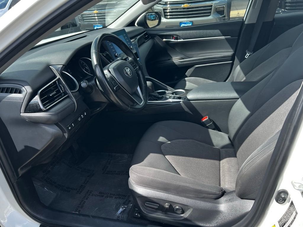 2022 Toyota Camry LE