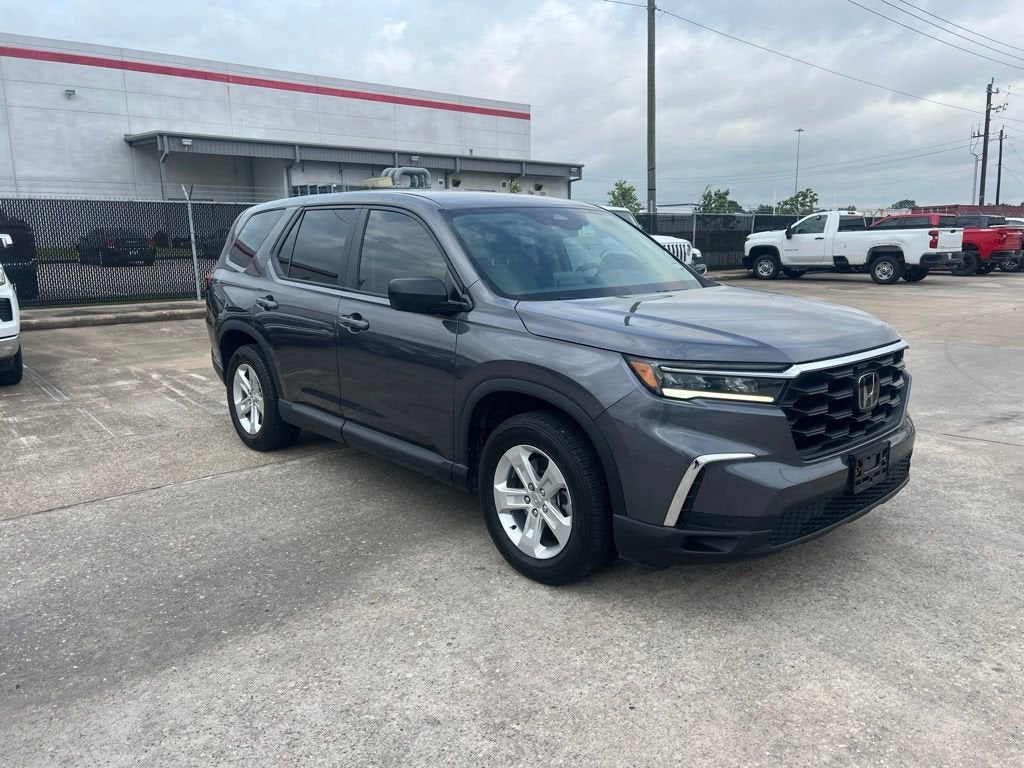 2023 Honda Pilot LX