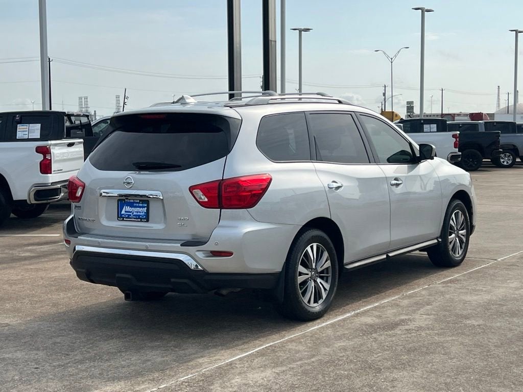 2020 Nissan Pathfinder SL