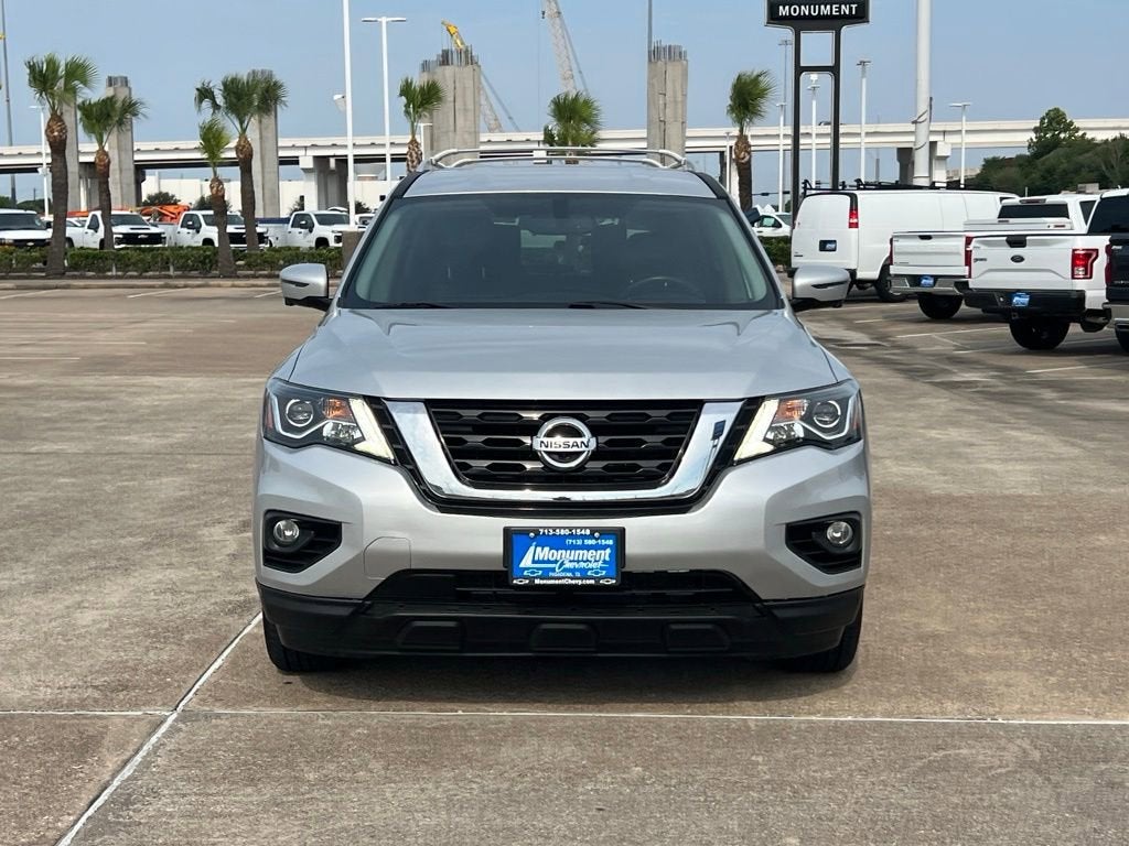 2020 Nissan Pathfinder SL