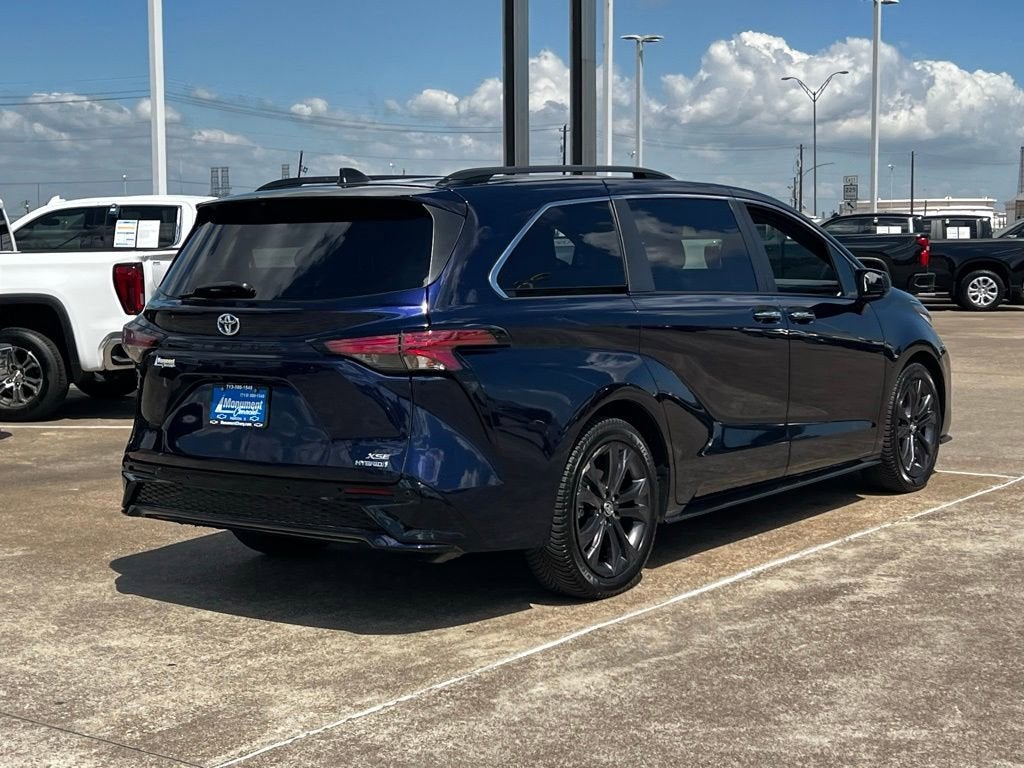 2022 Toyota Sienna XSE