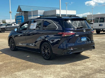 2022 Toyota Sienna XSE