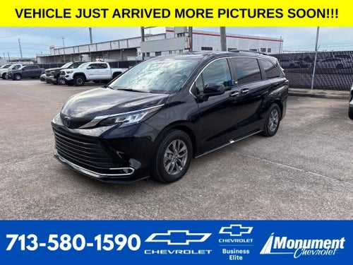 2021 Toyota Sienna XLE