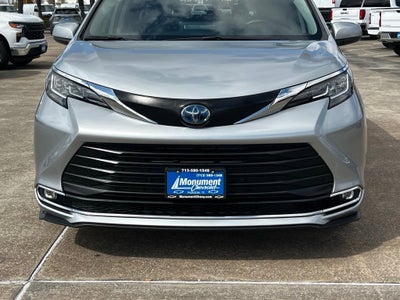 2022 Toyota Sienna XLE