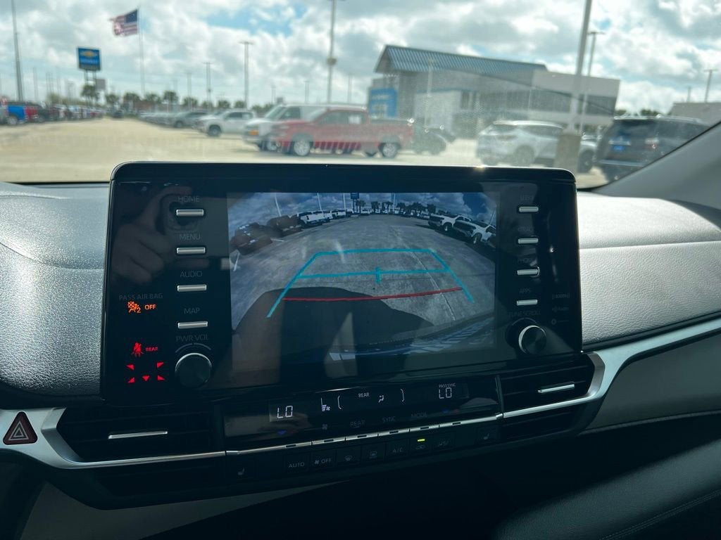 2022 Toyota Sienna XLE