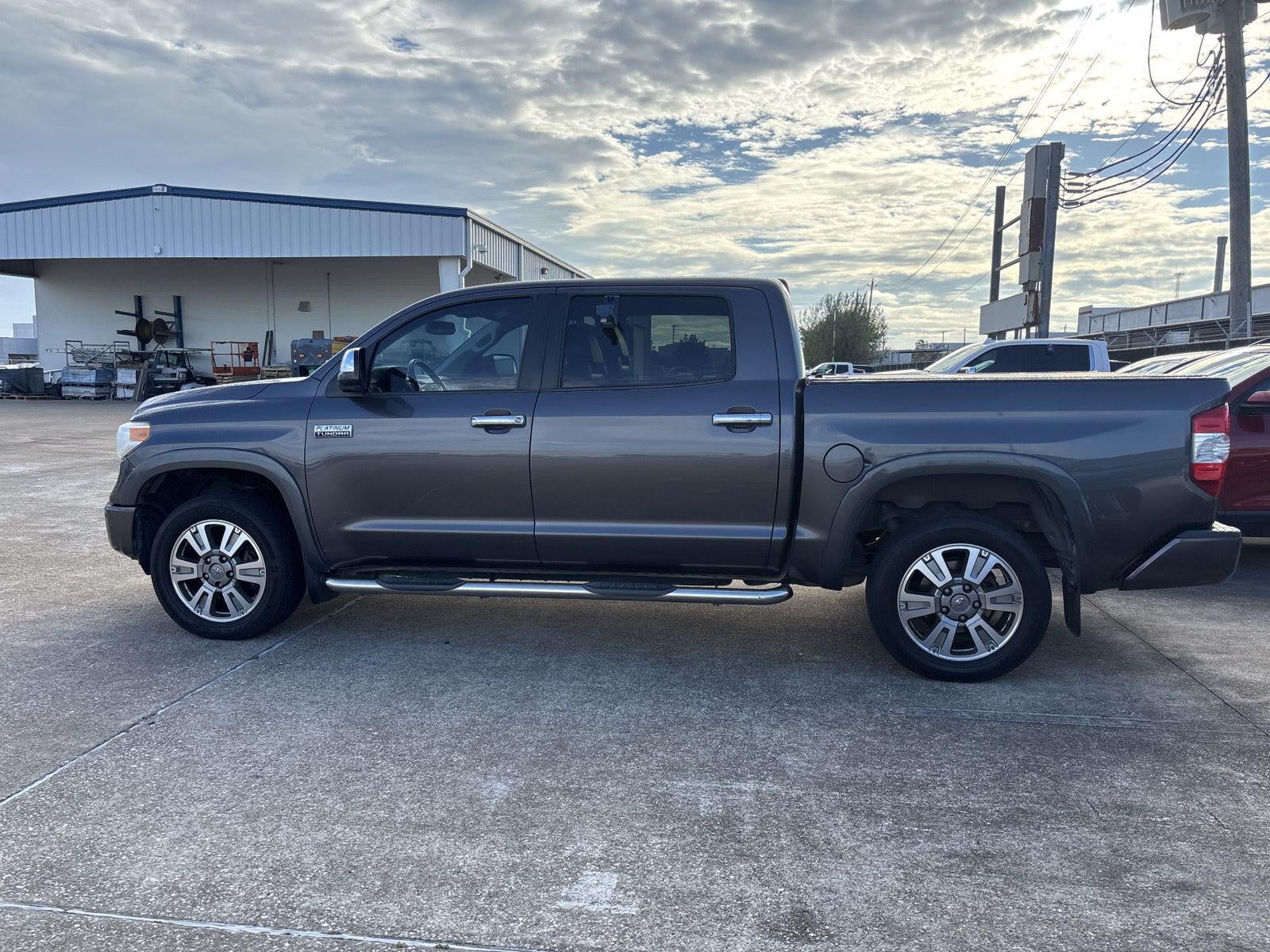 2017 Toyota Tundra 4WD Platinum