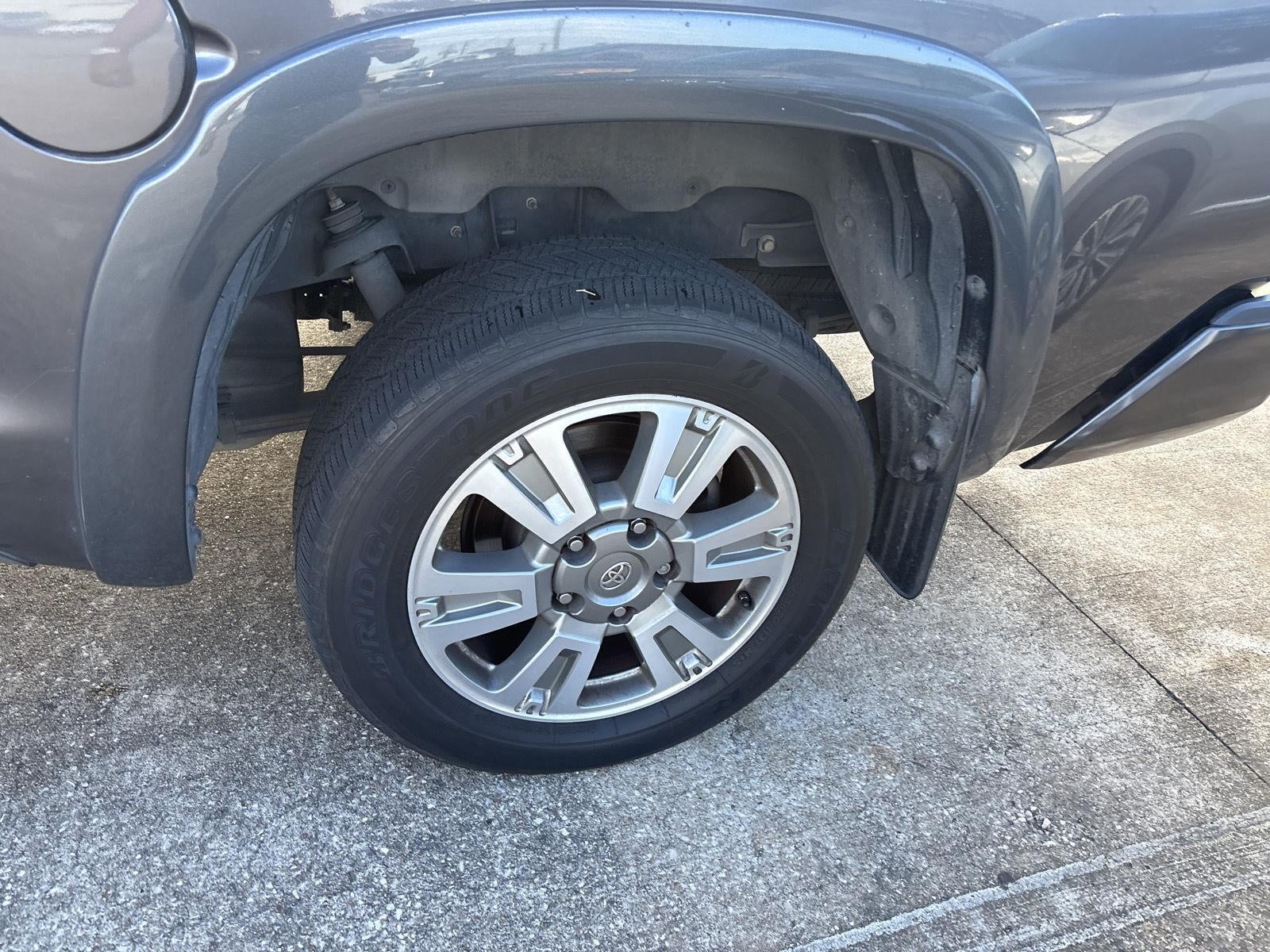 2017 Toyota Tundra 4WD Platinum