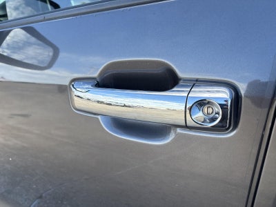 2017 Toyota Tundra 4WD Platinum