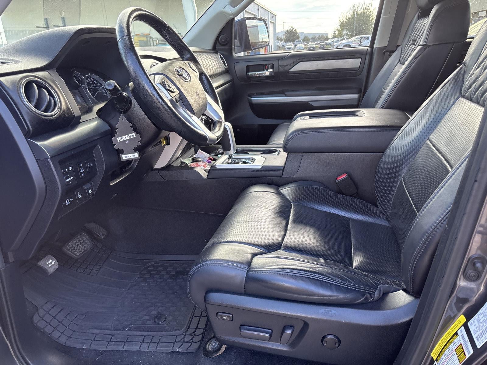 2017 Toyota Tundra 4WD Platinum