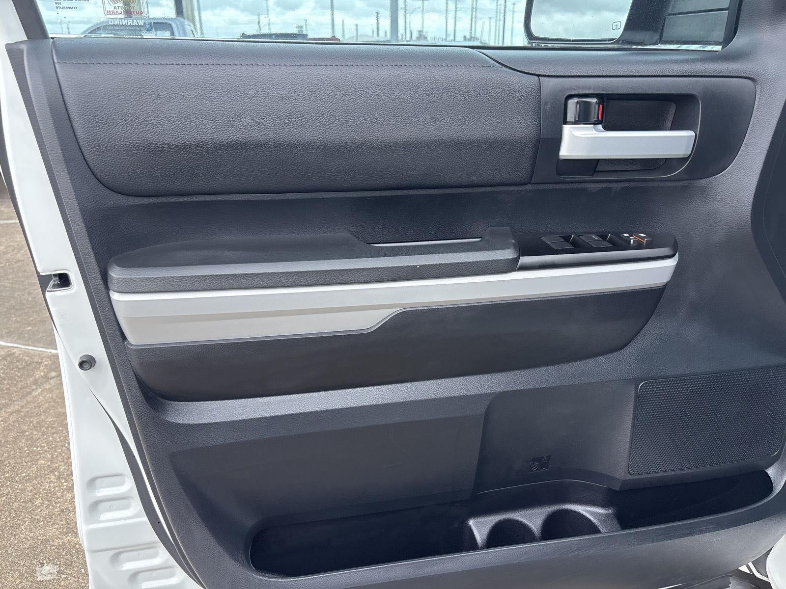 2018 Toyota Tundra 2WD SR5