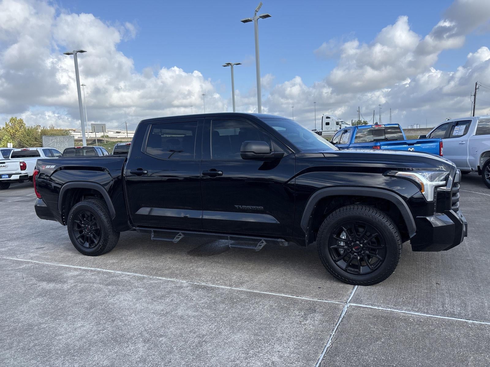 2024 Toyota Tundra 2WD SR5