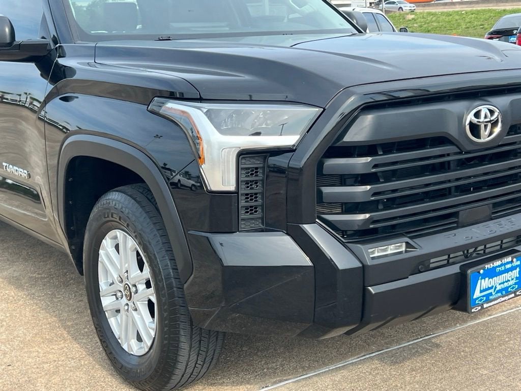 2022 Toyota Tundra 2WD SR5
