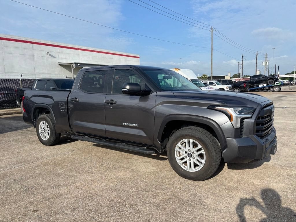 2022 Toyota Tundra 2WD SR5