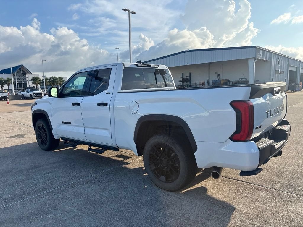 2023 Toyota Tundra 4WD SR5