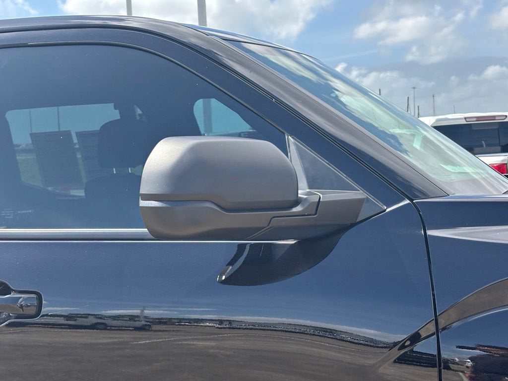 2026 Toyota Tundra 4WD SR