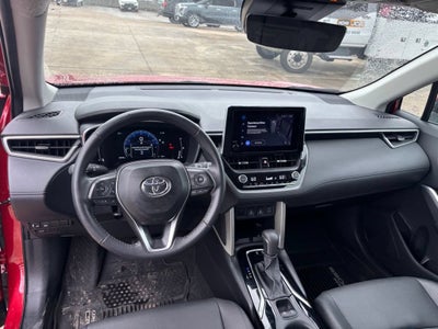 2024 Toyota Corolla Cross XLE