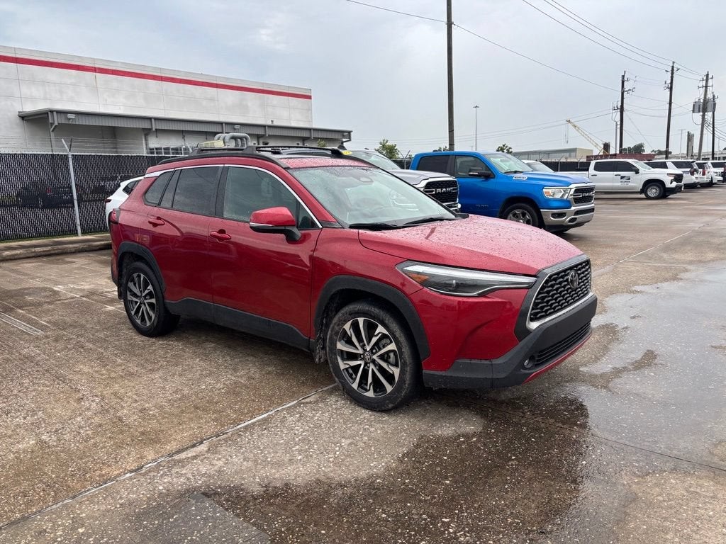 2024 Toyota Corolla Cross XLE