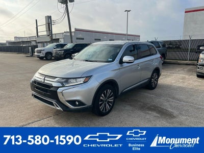 2019 Mitsubishi Outlander SE