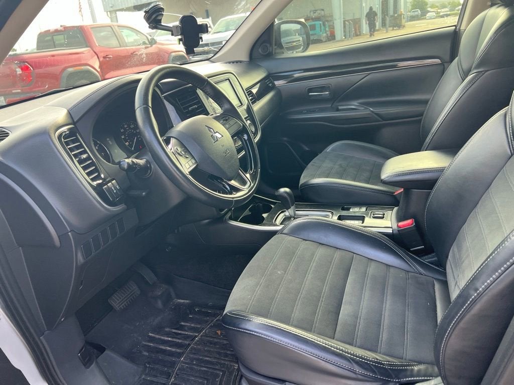 2019 Mitsubishi Outlander SE