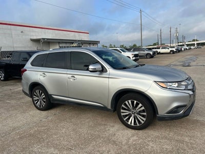 2019 Mitsubishi Outlander SE