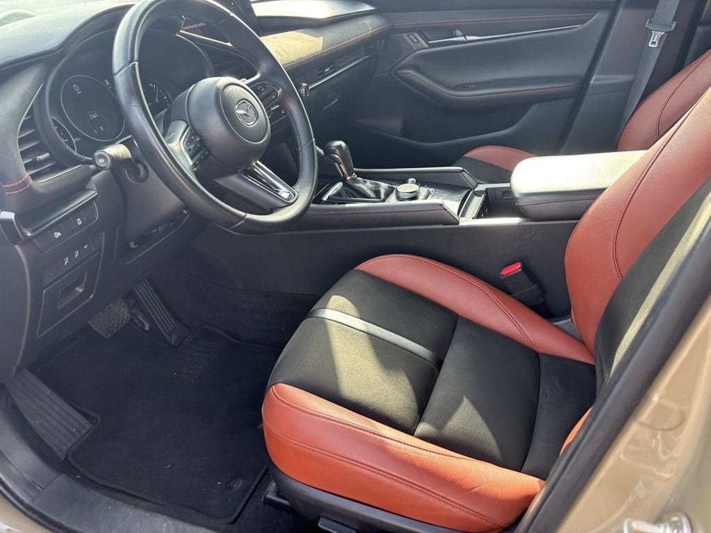 2024 Mazda Mazda3 Hatchback 2.5 Carbon Turbo