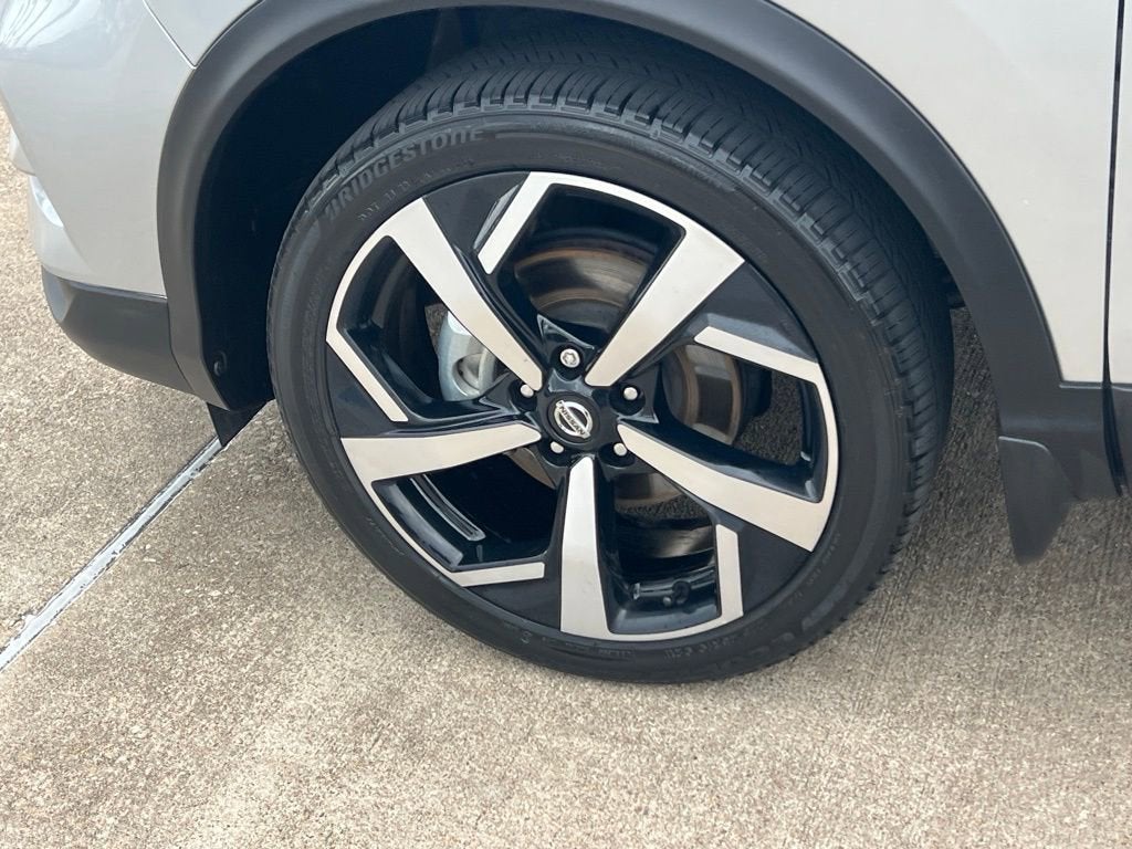 2022 Nissan Rogue Sport SL