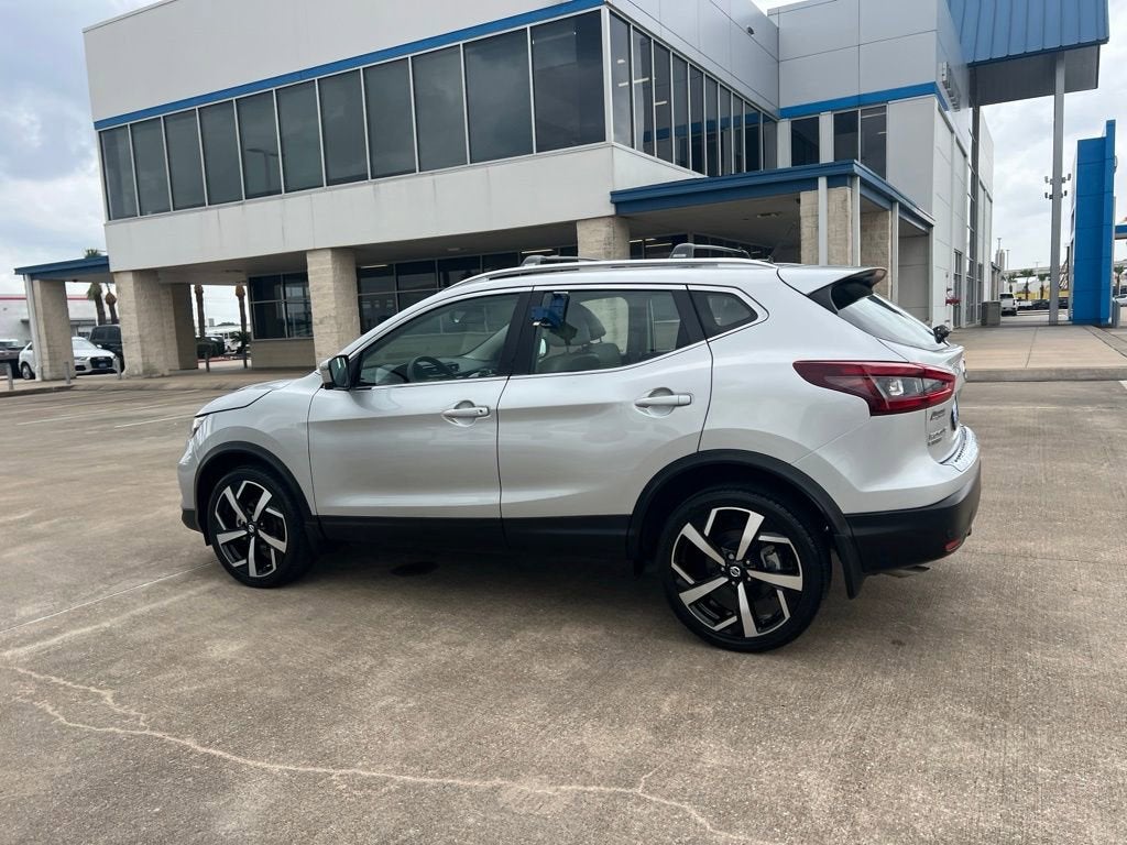 2022 Nissan Rogue Sport SL