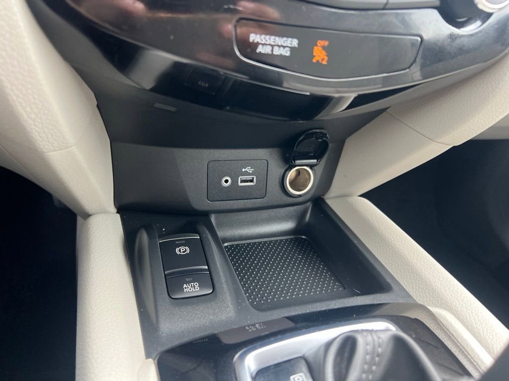 2022 Nissan Rogue Sport SL